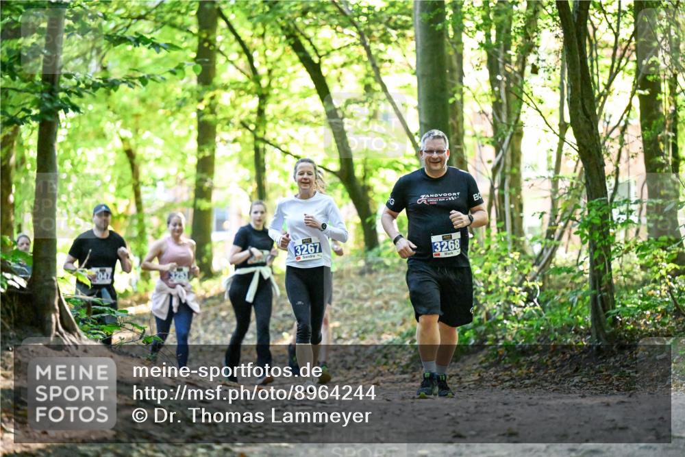 28.09.2025 - 33. Volkslauf durch das schöne Alstertal Dr. Thomas Lammeyer http://msf.ph/oto/8964244 28.09.2025 11:19:42 Laufen 3267, 3268 meine-sportfotos.de