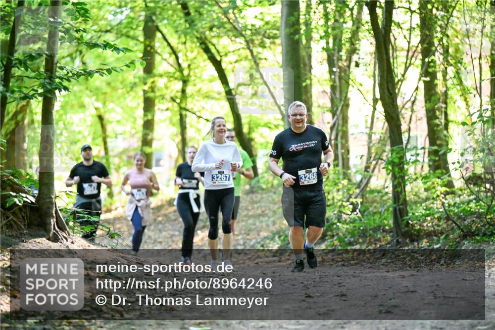 28.09.2025 - 33. Volkslauf durch das schöne Alstertal Dr. Thomas Lammeyer http://msf.ph/oto/8964246 28.09.2025 11:19:42 Laufen 3267, 3268 meine-sportfotos.de