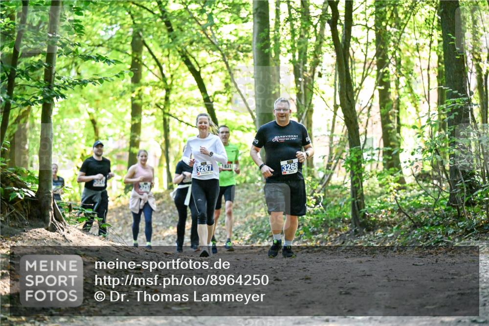 28.09.2025 - 33. Volkslauf durch das schöne Alstertal Dr. Thomas Lammeyer http://msf.ph/oto/8964250 28.09.2025 11:19:42 Laufen 1047, 3267, 1831, 3268 meine-sportfotos.de
