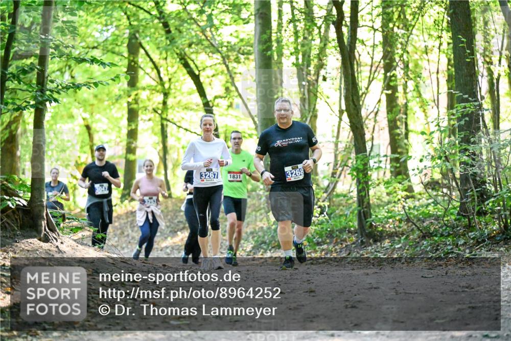 28.09.2025 - 33. Volkslauf durch das schöne Alstertal Dr. Thomas Lammeyer http://msf.ph/oto/8964252 28.09.2025 11:19:43 Laufen 3267, 1831, 3268 meine-sportfotos.de