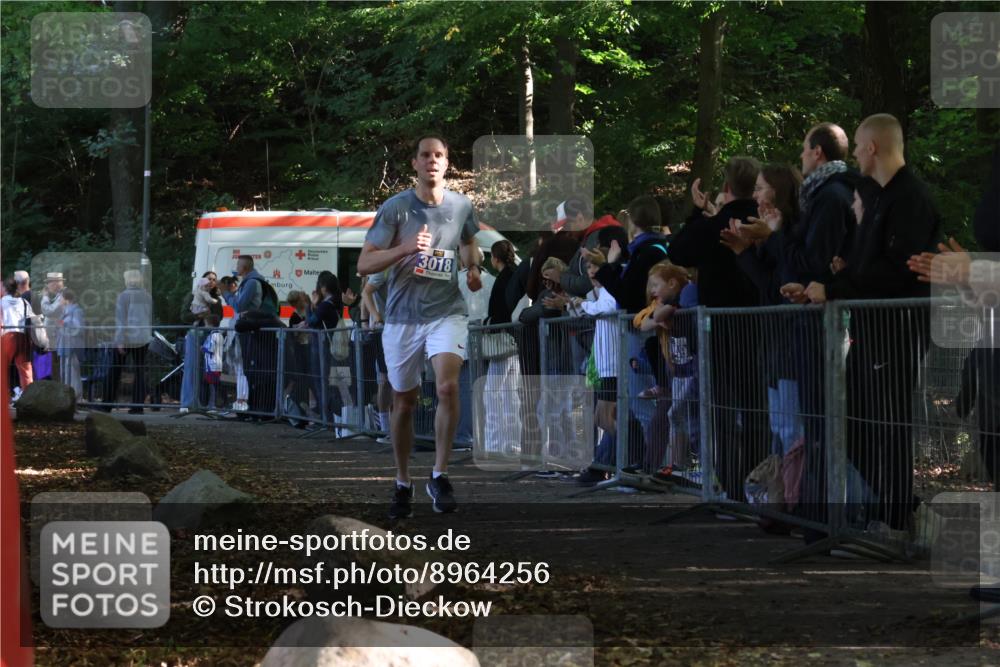 28.09.2025 - 33. Volkslauf durch das schöne Alstertal Strokosch-Dieckow http://msf.ph/oto/8964256 28.09.2025 11:11:56 Ziel 3018 meine-sportfotos.de