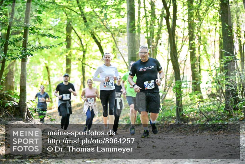 28.09.2025 - 33. Volkslauf durch das schöne Alstertal Dr. Thomas Lammeyer http://msf.ph/oto/8964257 28.09.2025 11:19:43 Laufen 3267, 5, 3268 meine-sportfotos.de