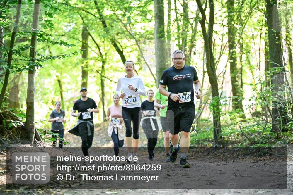 28.09.2025 - 33. Volkslauf durch das schöne Alstertal Dr. Thomas Lammeyer http://msf.ph/oto/8964259 28.09.2025 11:19:44 Laufen 3267, 3268 meine-sportfotos.de