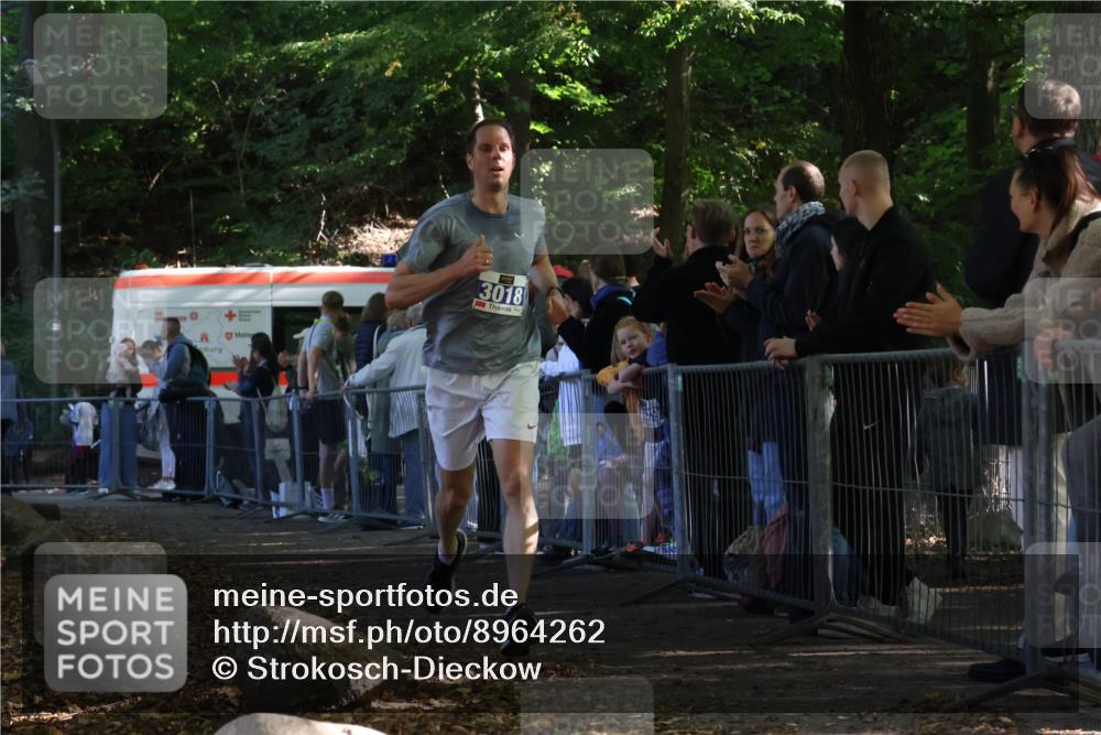 28.09.2025 - 33. Volkslauf durch das schöne Alstertal Strokosch-Dieckow http://msf.ph/oto/8964262 28.09.2025 11:11:57 Ziel 3018, 3075 meine-sportfotos.de