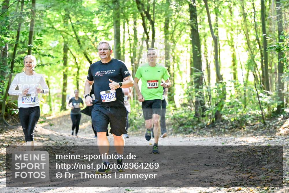 28.09.2025 - 33. Volkslauf durch das schöne Alstertal Dr. Thomas Lammeyer http://msf.ph/oto/8964269 28.09.2025 11:19:46 Laufen 3267, 3268, 1831 meine-sportfotos.de
