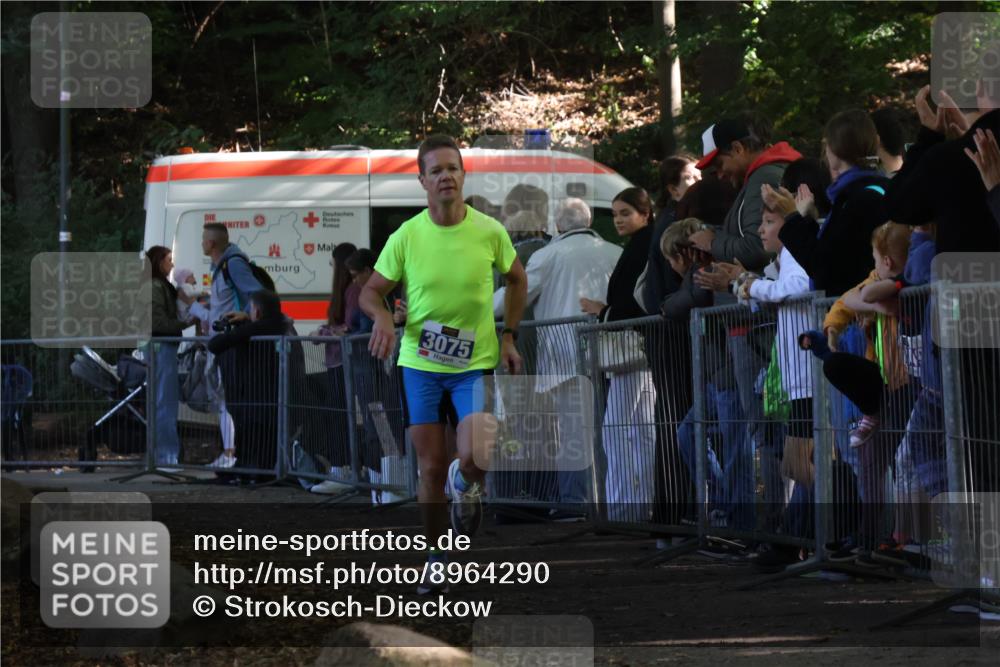 28.09.2025 - 33. Volkslauf durch das schöne Alstertal Strokosch-Dieckow http://msf.ph/oto/8964290 28.09.2025 11:12:03 Ziel 3075 meine-sportfotos.de