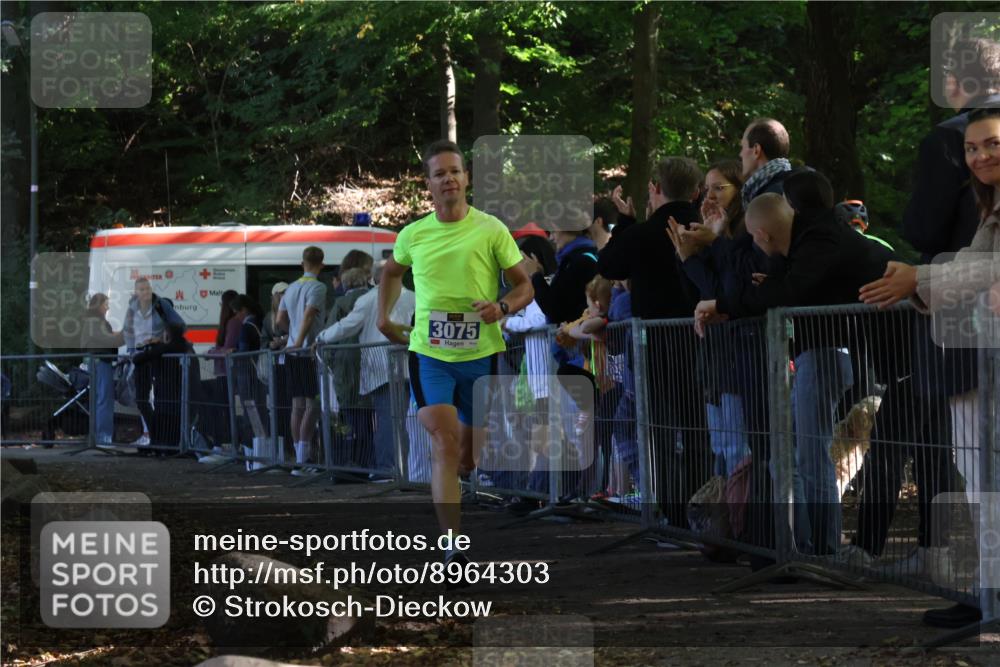 28.09.2025 - 33. Volkslauf durch das schöne Alstertal Strokosch-Dieckow http://msf.ph/oto/8964303 28.09.2025 11:12:04 Ziel 3075 meine-sportfotos.de