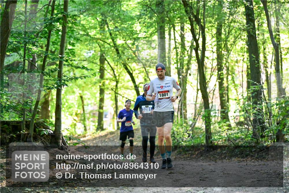 28.09.2025 - 33. Volkslauf durch das schöne Alstertal Dr. Thomas Lammeyer http://msf.ph/oto/8964310 28.09.2025 11:20:14 Laufen 1529, 3281, 1801 meine-sportfotos.de