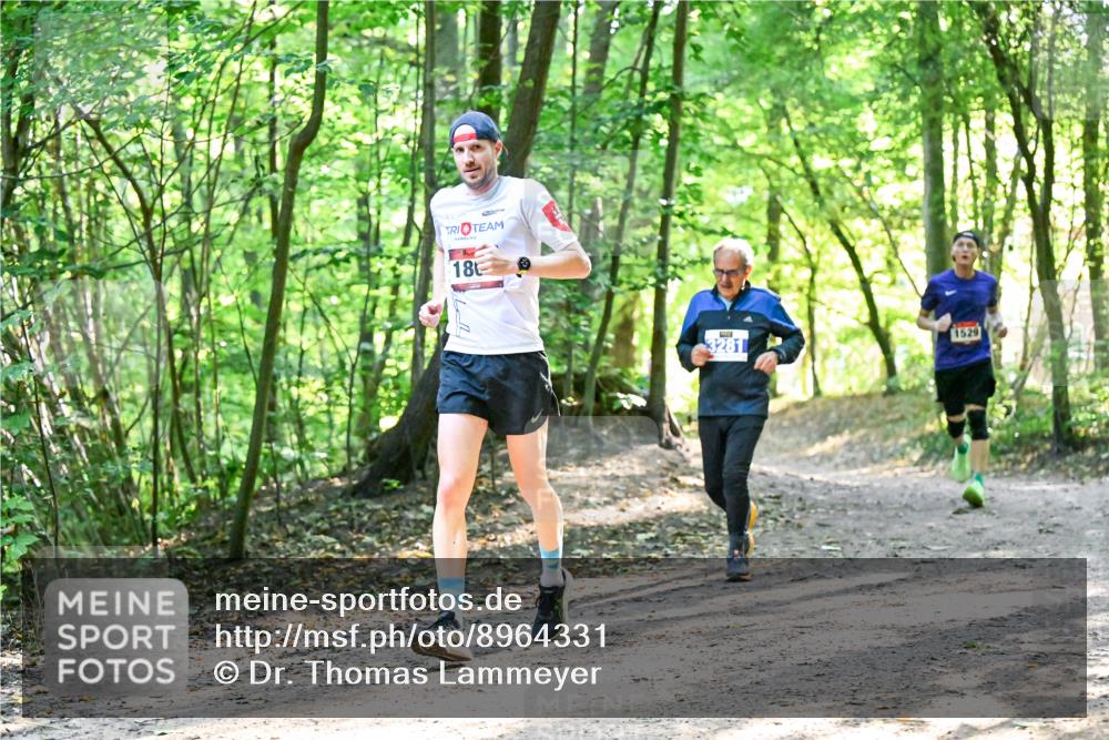28.09.2025 - 33. Volkslauf durch das schöne Alstertal Dr. Thomas Lammeyer http://msf.ph/oto/8964331 28.09.2025 11:20:17 Laufen 18, 3281, 1529 meine-sportfotos.de