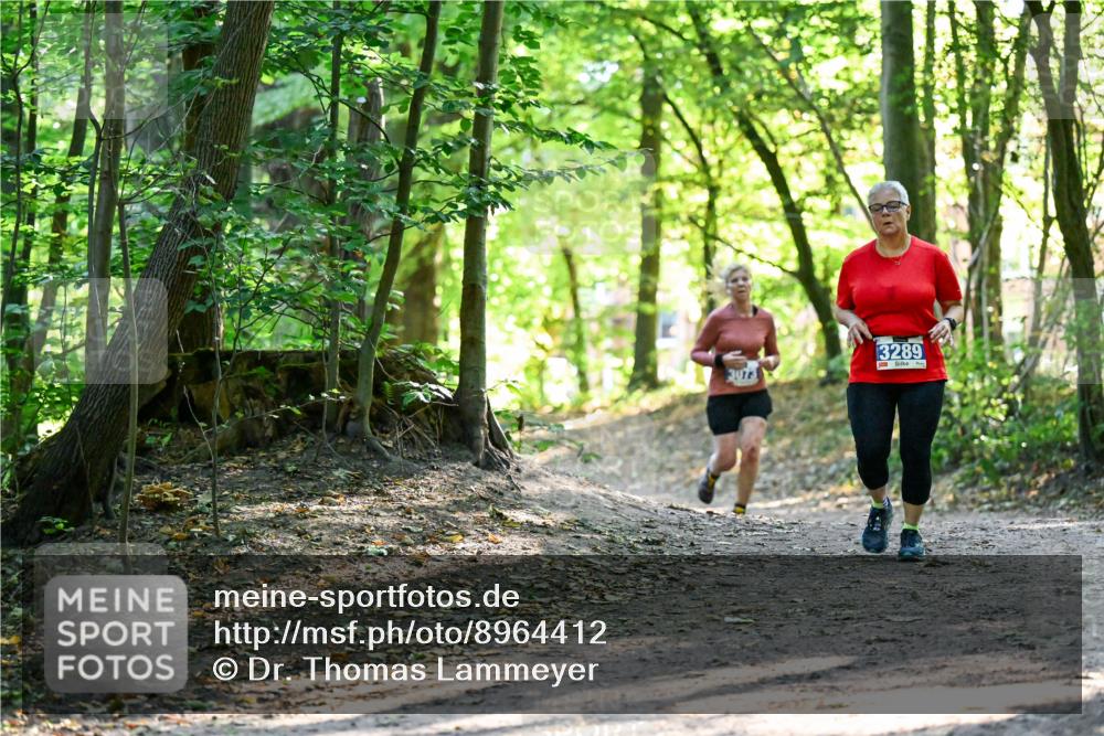 28.09.2025 - 33. Volkslauf durch das schöne Alstertal Dr. Thomas Lammeyer http://msf.ph/oto/8964412 28.09.2025 11:20:39 Laufen 3289 meine-sportfotos.de