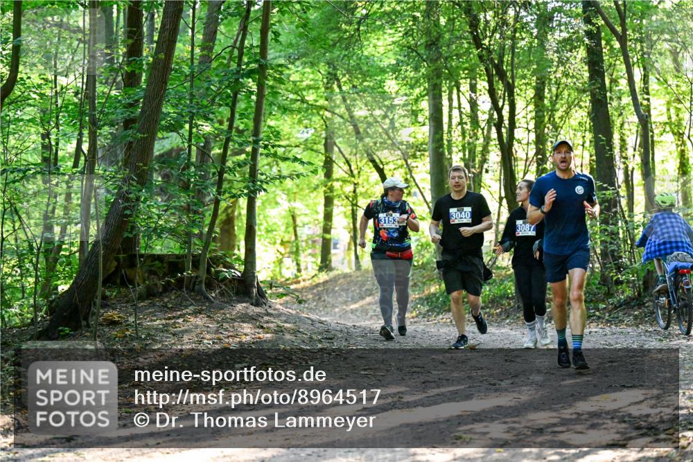 28.09.2025 - 33. Volkslauf durch das schöne Alstertal Dr. Thomas Lammeyer http://msf.ph/oto/8964517 28.09.2025 11:22:02 Laufen 3153, 3040, 3087 meine-sportfotos.de