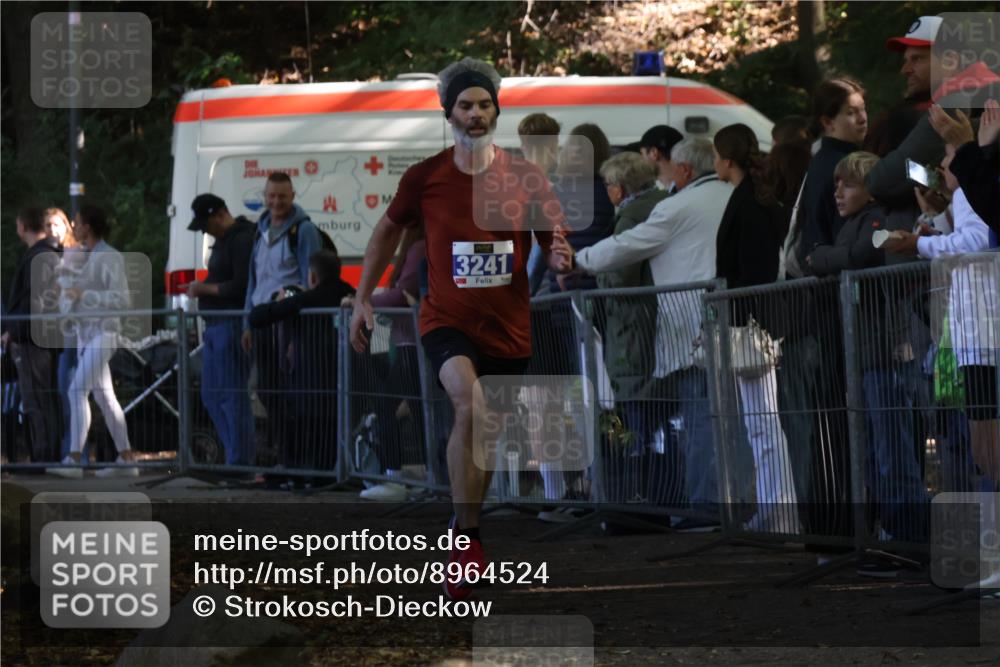 28.09.2025 - 33. Volkslauf durch das schöne Alstertal Strokosch-Dieckow http://msf.ph/oto/8964524 28.09.2025 11:13:33 Ziel 3241 meine-sportfotos.de