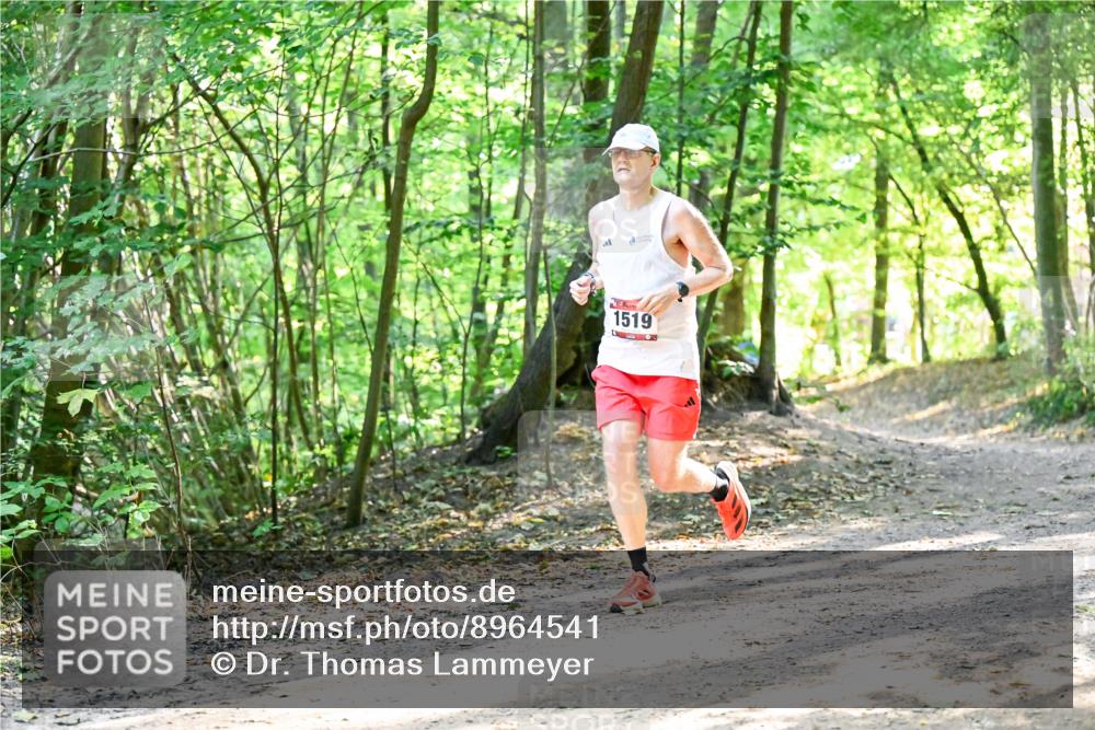 28.09.2025 - 33. Volkslauf durch das schöne Alstertal Dr. Thomas Lammeyer http://msf.ph/oto/8964541 28.09.2025 11:22:11 Laufen 1519 meine-sportfotos.de
