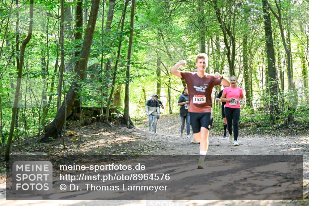 28.09.2025 - 33. Volkslauf durch das schöne Alstertal Dr. Thomas Lammeyer http://msf.ph/oto/8964576 28.09.2025 11:22:28 Laufen 31, 1525, 3325 meine-sportfotos.de