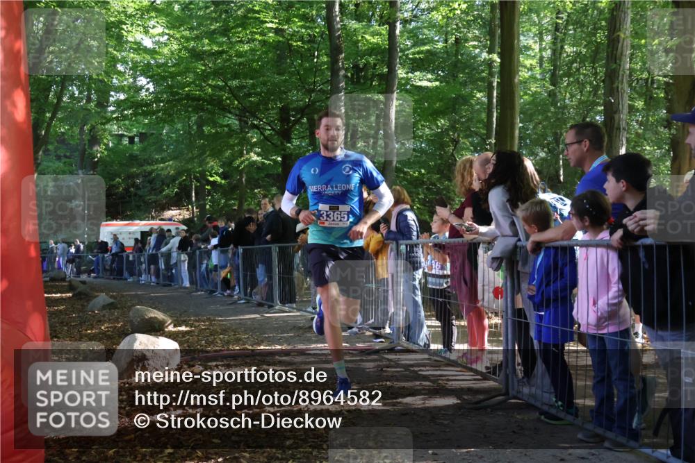 28.09.2025 - 33. Volkslauf durch das schöne Alstertal Strokosch-Dieckow http://msf.ph/oto/8964582 28.09.2025 11:13:48 Ziel 3365 meine-sportfotos.de