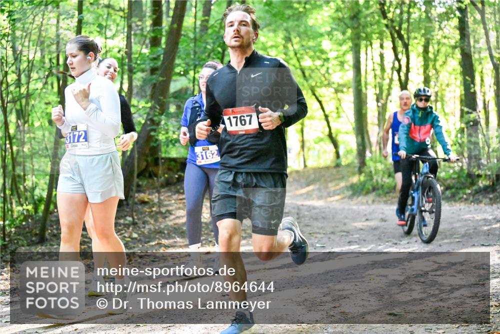 28.09.2025 - 33. Volkslauf durch das schöne Alstertal Dr. Thomas Lammeyer http://msf.ph/oto/8964644 28.09.2025 11:22:52 Laufen 3172, 3162, 1767 meine-sportfotos.de