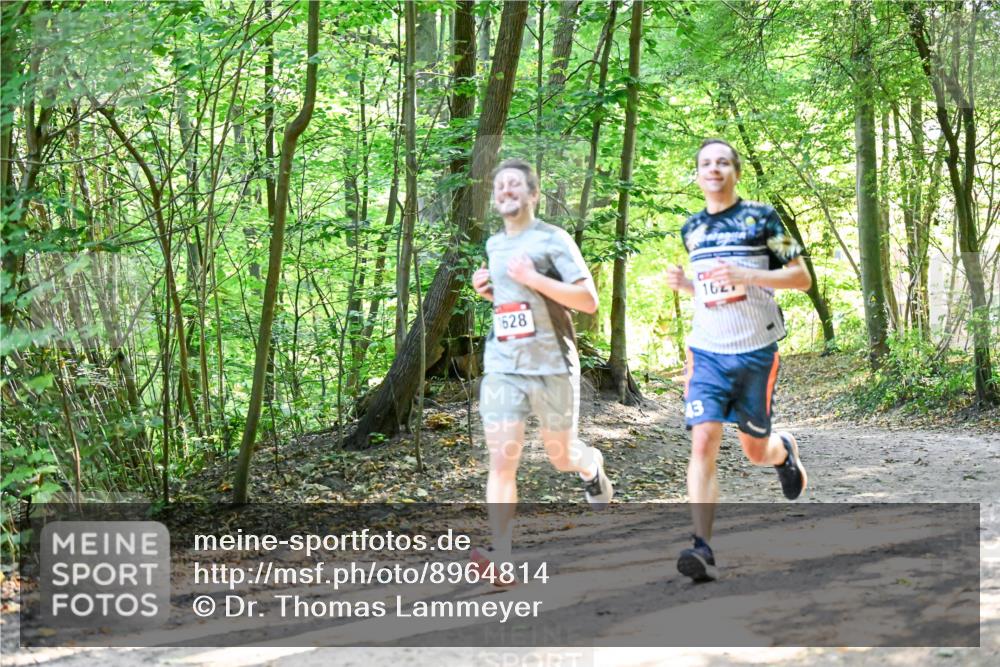 28.09.2025 - 33. Volkslauf durch das schöne Alstertal Dr. Thomas Lammeyer http://msf.ph/oto/8964814 28.09.2025 11:23:50 Laufen 1627, 1628 meine-sportfotos.de