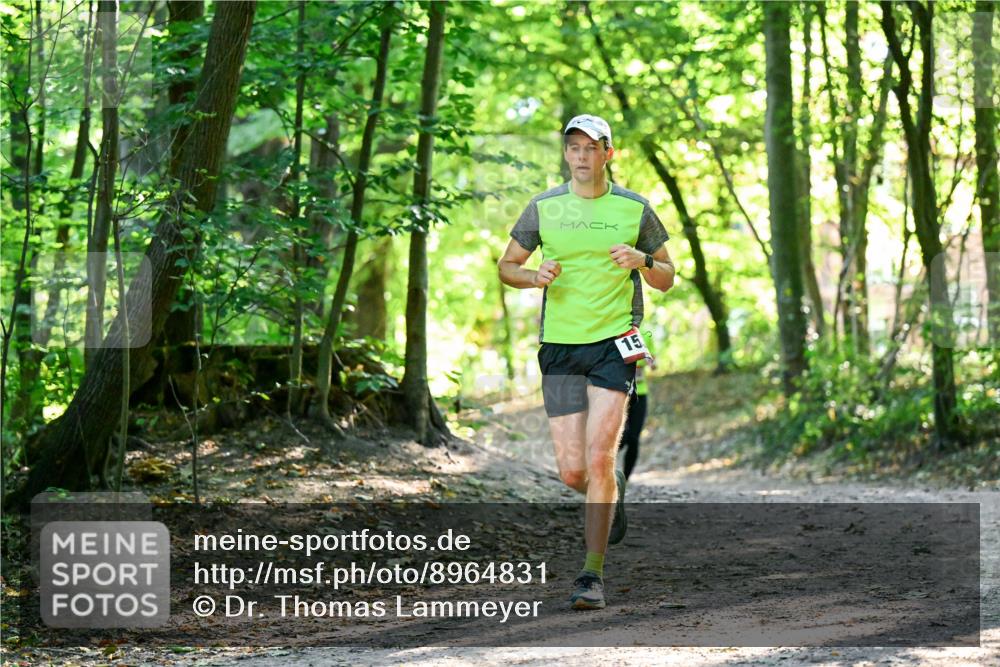 28.09.2025 - 33. Volkslauf durch das schöne Alstertal Dr. Thomas Lammeyer http://msf.ph/oto/8964831 28.09.2025 11:24:05 Laufen 15 meine-sportfotos.de