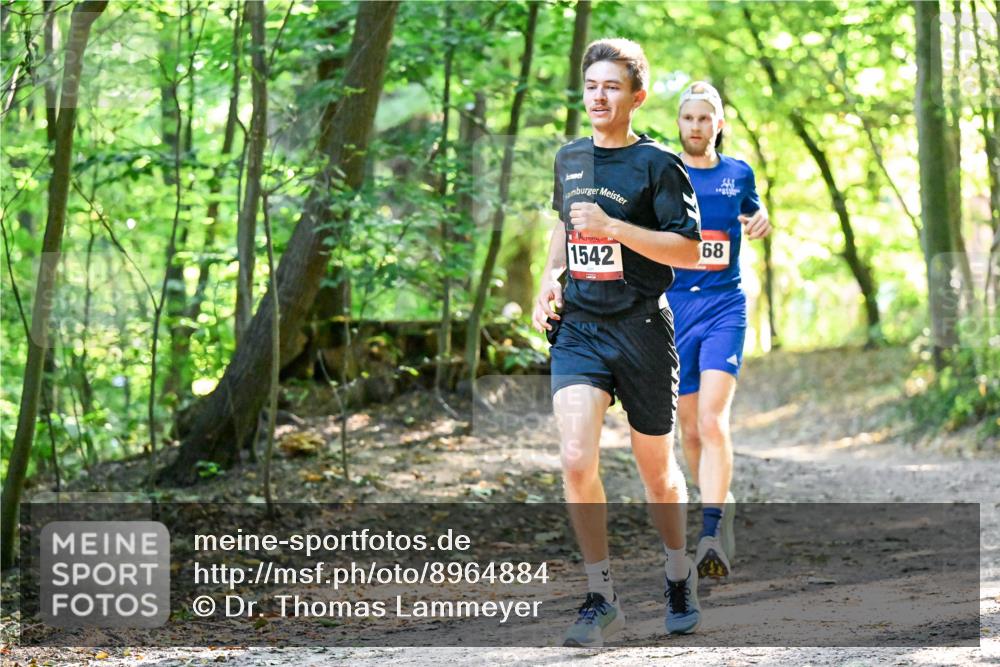 28.09.2025 - 33. Volkslauf durch das schöne Alstertal Dr. Thomas Lammeyer http://msf.ph/oto/8964884 28.09.2025 11:24:26 Laufen 1542, 68 meine-sportfotos.de