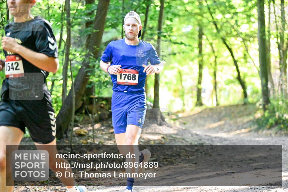 28.09.2025 - 33. Volkslauf durch das schöne Alstertal Dr. Thomas Lammeyer http://msf.ph/oto/8964889 28.09.2025 11:24:27 Laufen 1542, 1768, 222 meine-sportfotos.de