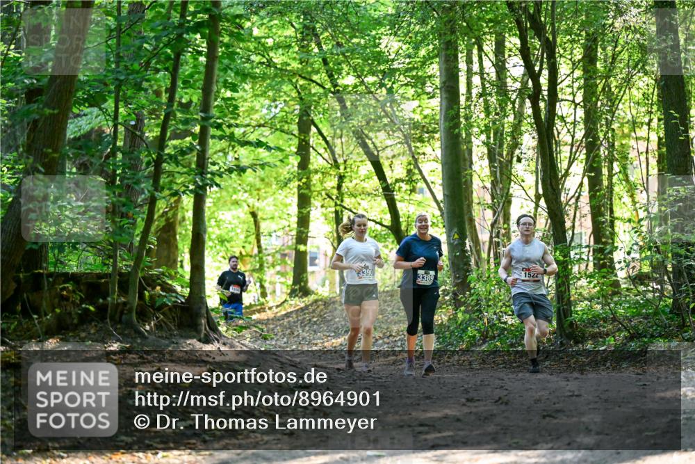 28.09.2025 - 33. Volkslauf durch das schöne Alstertal Dr. Thomas Lammeyer http://msf.ph/oto/8964901 28.09.2025 11:24:35 Laufen 390, 3389, 15 meine-sportfotos.de