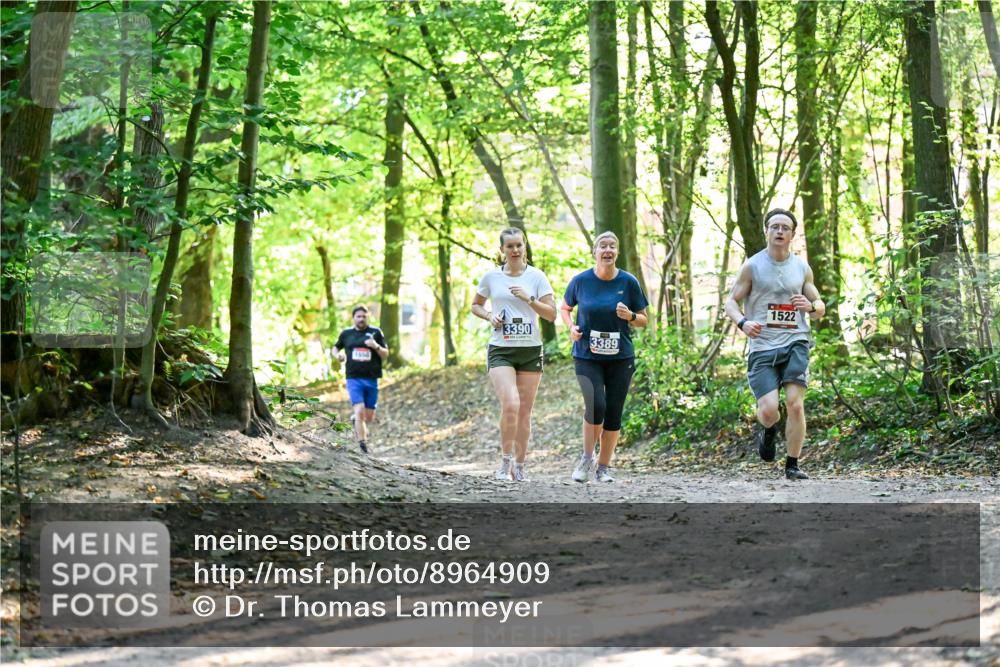 28.09.2025 - 33. Volkslauf durch das schöne Alstertal Dr. Thomas Lammeyer http://msf.ph/oto/8964909 28.09.2025 11:24:36 Laufen 3390, 3389, 1522 meine-sportfotos.de
