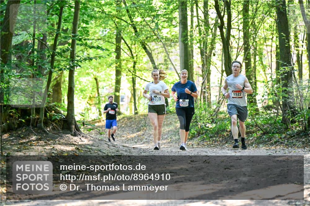 28.09.2025 - 33. Volkslauf durch das schöne Alstertal Dr. Thomas Lammeyer http://msf.ph/oto/8964910 28.09.2025 11:24:36 Laufen 3390, 3389, 1522 meine-sportfotos.de