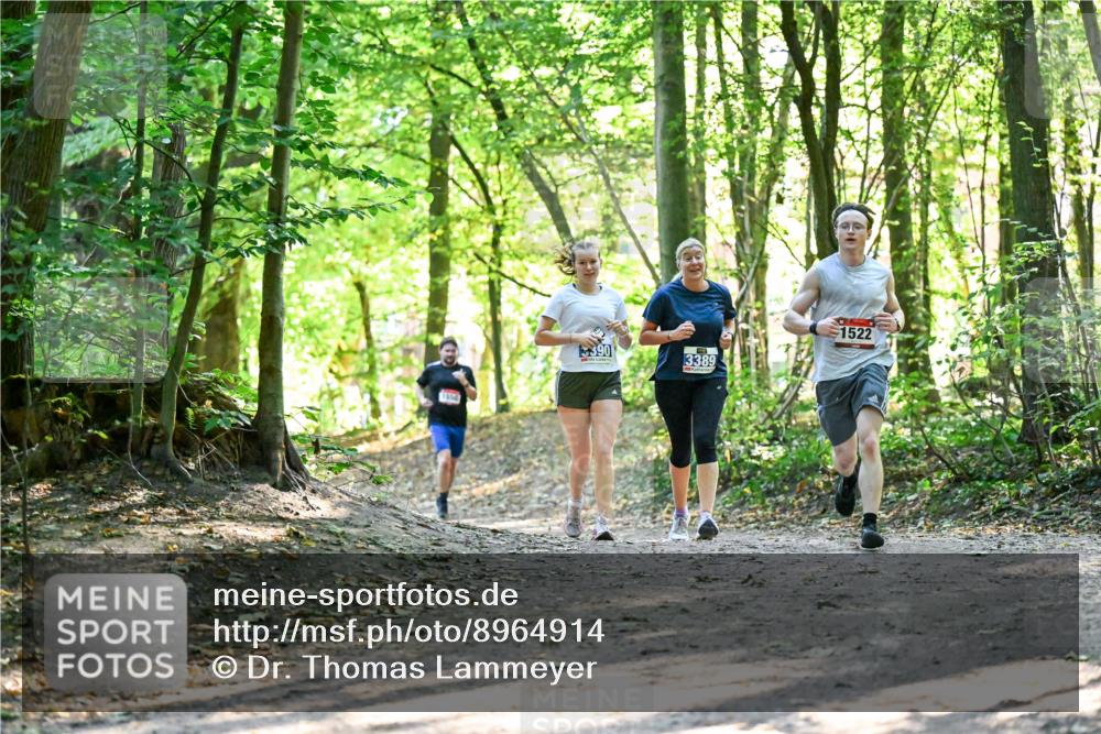 28.09.2025 - 33. Volkslauf durch das schöne Alstertal Dr. Thomas Lammeyer http://msf.ph/oto/8964914 28.09.2025 11:24:36 Laufen 390, 3389, 1522 meine-sportfotos.de