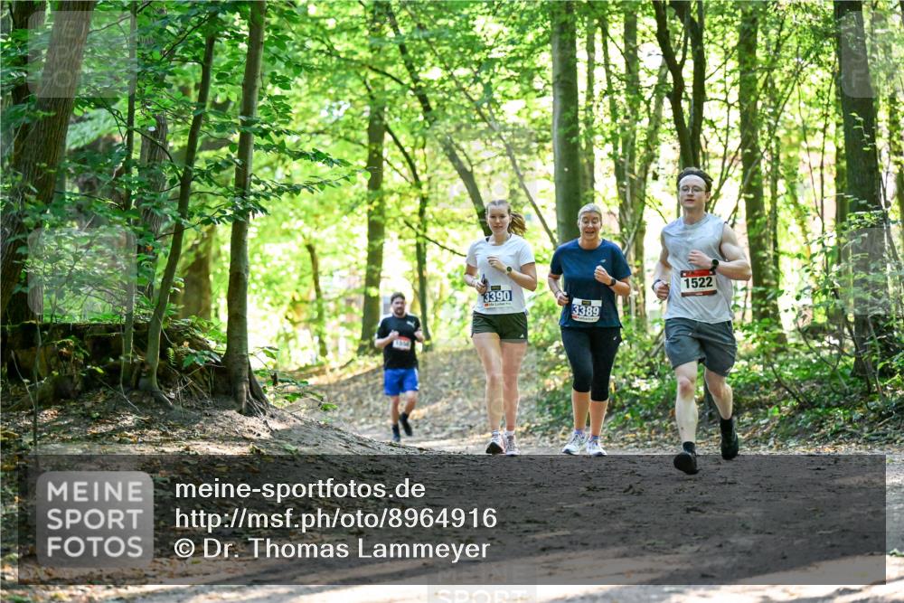 28.09.2025 - 33. Volkslauf durch das schöne Alstertal Dr. Thomas Lammeyer http://msf.ph/oto/8964916 28.09.2025 11:24:36 Laufen 3390, 3389, 1522 meine-sportfotos.de