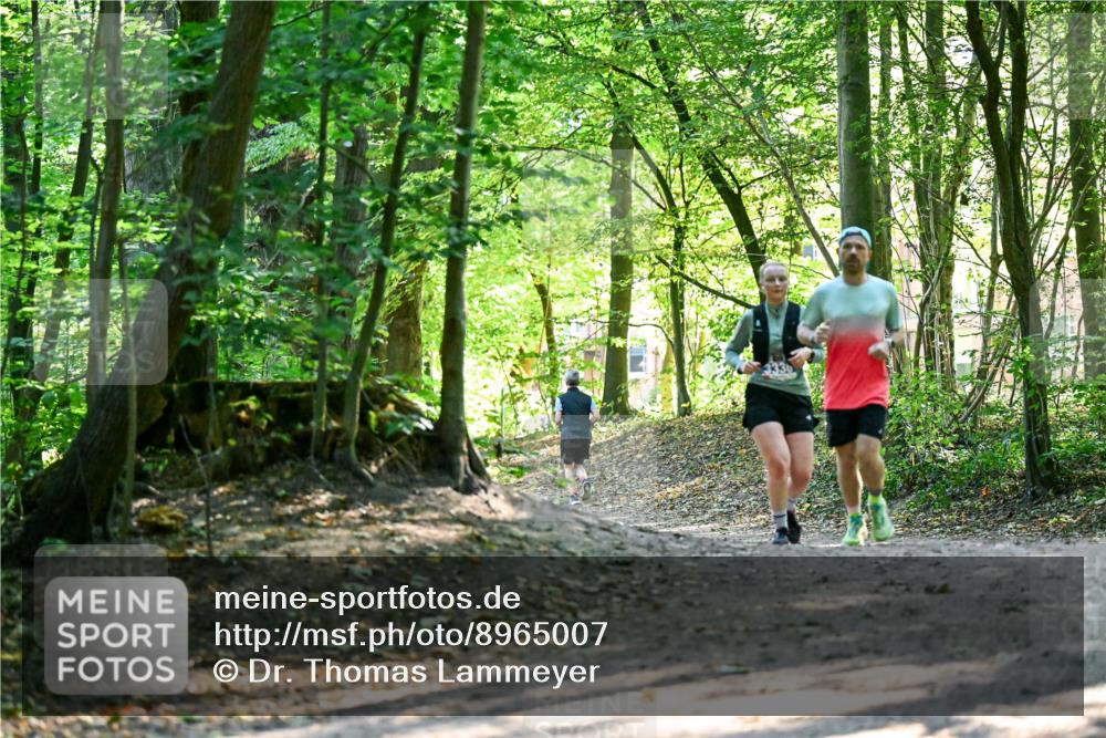 28.09.2025 - 33. Volkslauf durch das schöne Alstertal Dr. Thomas Lammeyer http://msf.ph/oto/8965007 28.09.2025 11:25:17 Laufen  meine-sportfotos.de