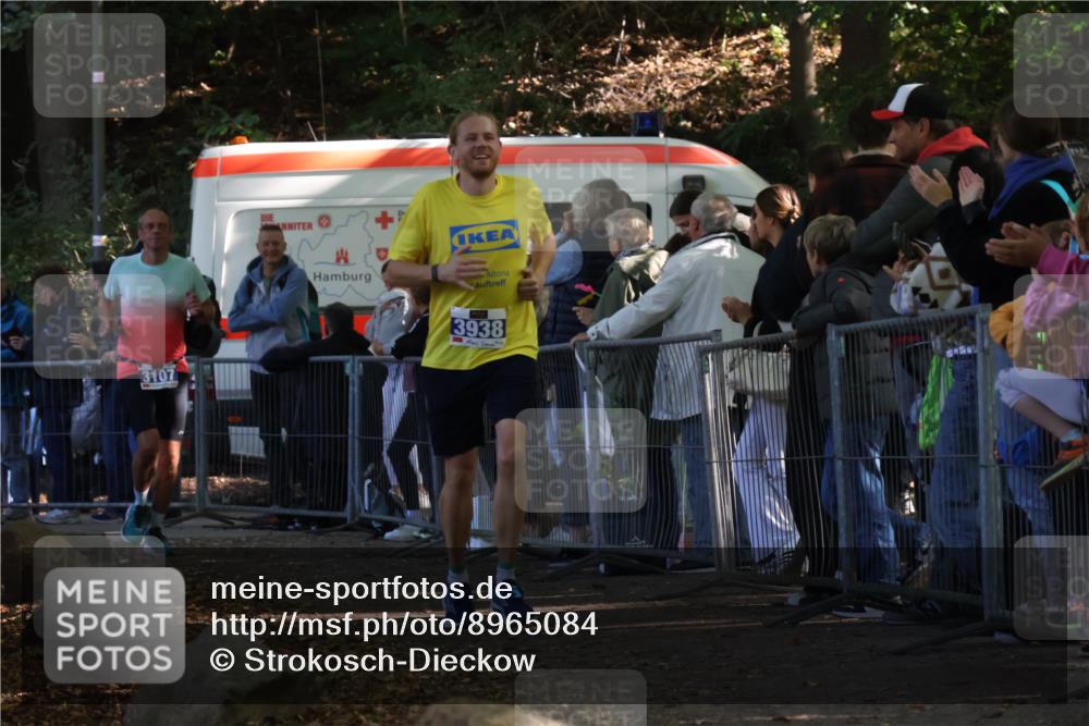 28.09.2025 - 33. Volkslauf durch das schöne Alstertal Strokosch-Dieckow http://msf.ph/oto/8965084 28.09.2025 11:17:39 Ziel 3107, 3938 meine-sportfotos.de