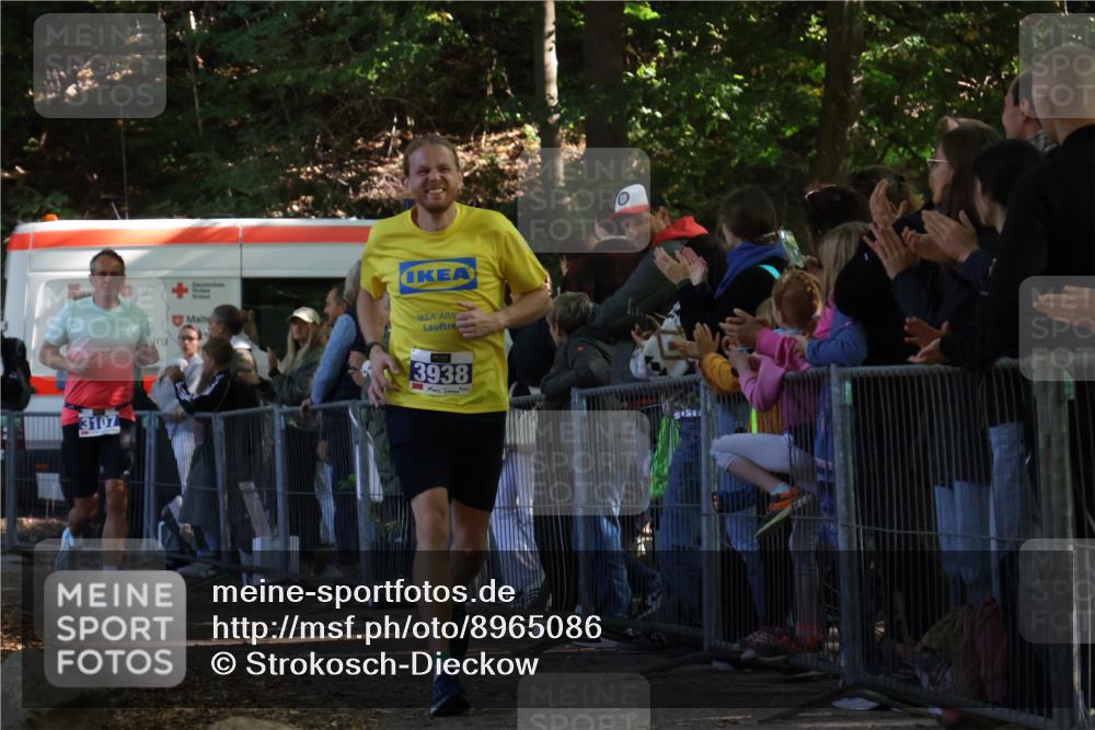 28.09.2025 - 33. Volkslauf durch das schöne Alstertal Strokosch-Dieckow http://msf.ph/oto/8965086 28.09.2025 11:17:41 Ziel 3107, 3938 meine-sportfotos.de