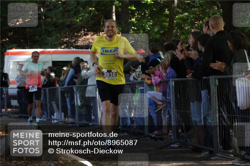 28.09.2025 - 33. Volkslauf durch das schöne Alstertal Strokosch-Dieckow http://msf.ph/oto/8965087 28.09.2025 11:17:41 Ziel 3107, 3938 meine-sportfotos.de
