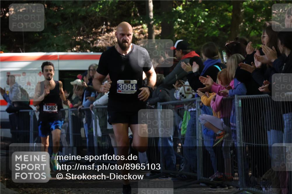 28.09.2025 - 33. Volkslauf durch das schöne Alstertal Strokosch-Dieckow http://msf.ph/oto/8965103 28.09.2025 11:17:51 Ziel 1502, 3094 meine-sportfotos.de