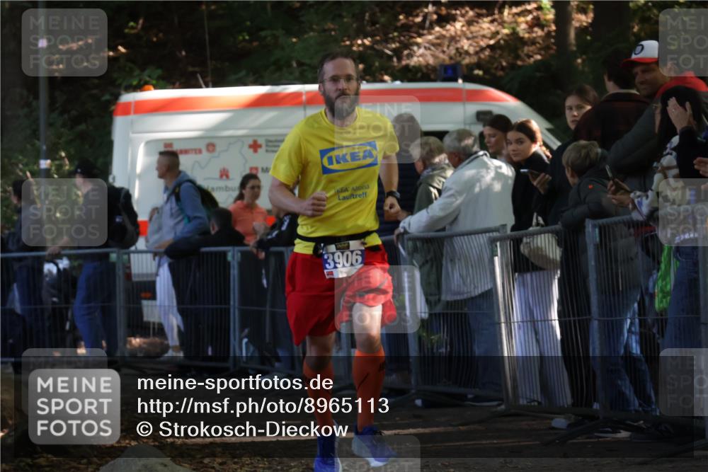 28.09.2025 - 33. Volkslauf durch das schöne Alstertal Strokosch-Dieckow http://msf.ph/oto/8965113 28.09.2025 11:17:58 Ziel 3906, 3921 meine-sportfotos.de