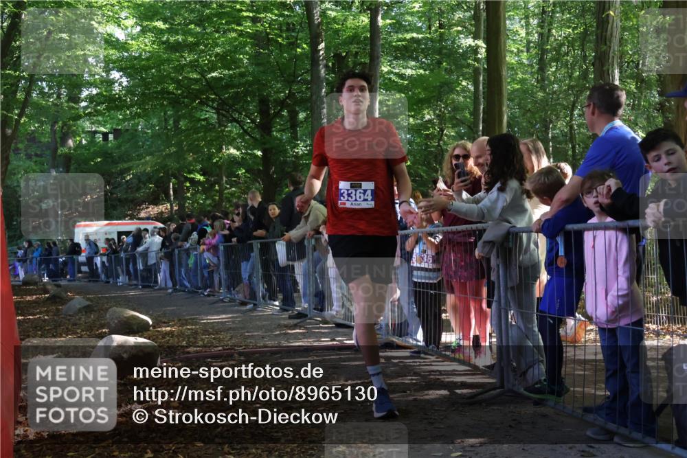 28.09.2025 - 33. Volkslauf durch das schöne Alstertal Strokosch-Dieckow http://msf.ph/oto/8965130 28.09.2025 11:18:18 Ziel 3364 meine-sportfotos.de
