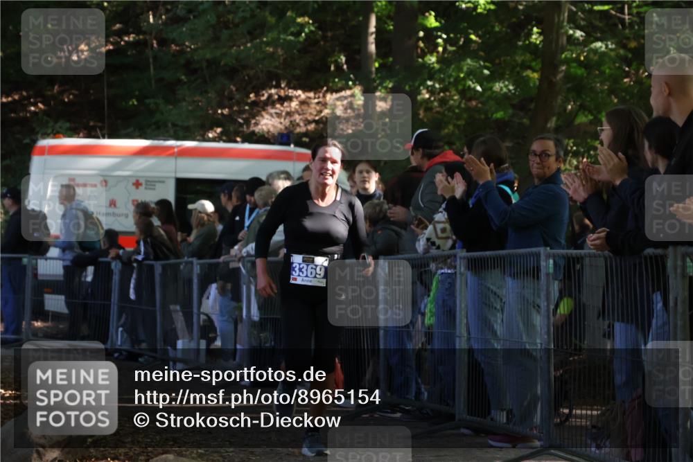 28.09.2025 - 33. Volkslauf durch das schöne Alstertal Strokosch-Dieckow http://msf.ph/oto/8965154 28.09.2025 11:19:06 Ziel 3369 meine-sportfotos.de