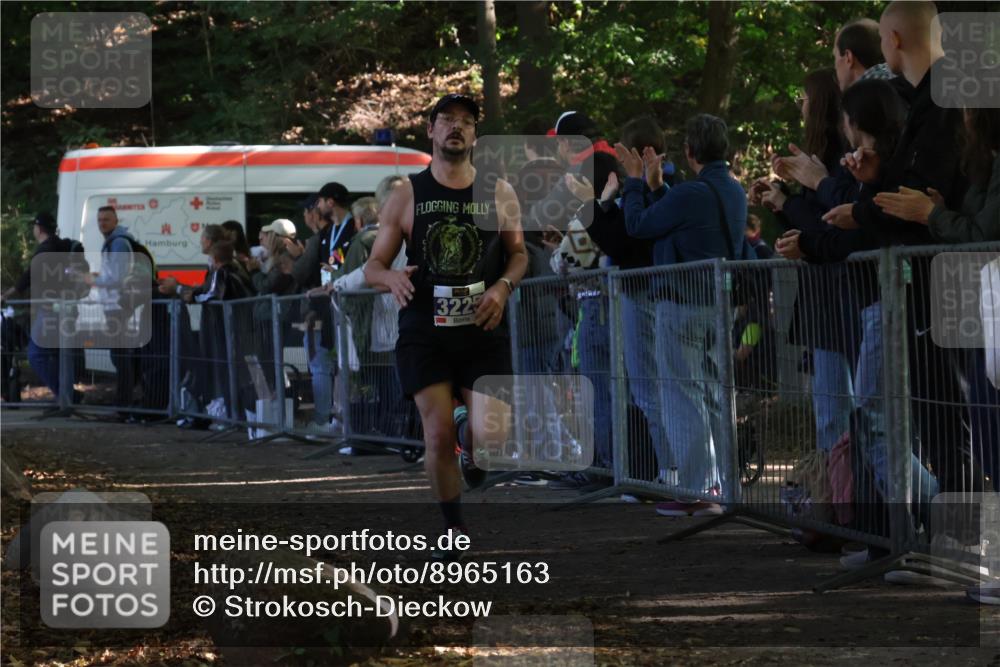 28.09.2025 - 33. Volkslauf durch das schöne Alstertal Strokosch-Dieckow http://msf.ph/oto/8965163 28.09.2025 11:19:16 Ziel 3225, 3417 meine-sportfotos.de