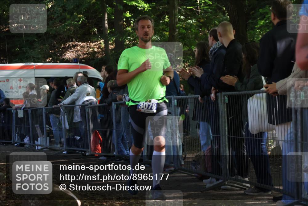 28.09.2025 - 33. Volkslauf durch das schöne Alstertal Strokosch-Dieckow http://msf.ph/oto/8965177 28.09.2025 11:19:25 Ziel 3078, 3417 meine-sportfotos.de