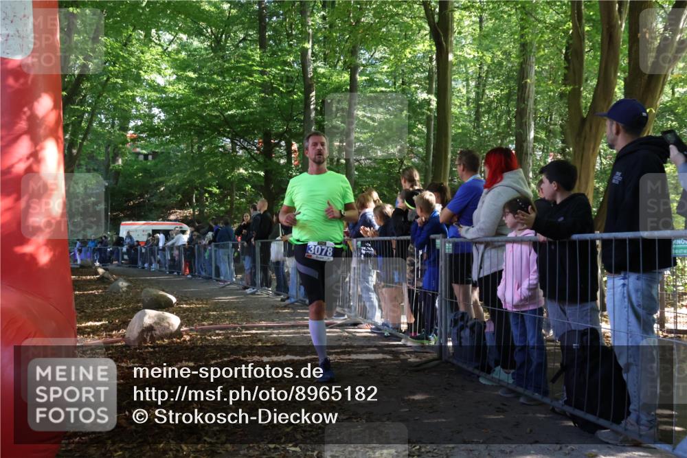 28.09.2025 - 33. Volkslauf durch das schöne Alstertal Strokosch-Dieckow http://msf.ph/oto/8965182 28.09.2025 11:19:27 Ziel 3078 meine-sportfotos.de
