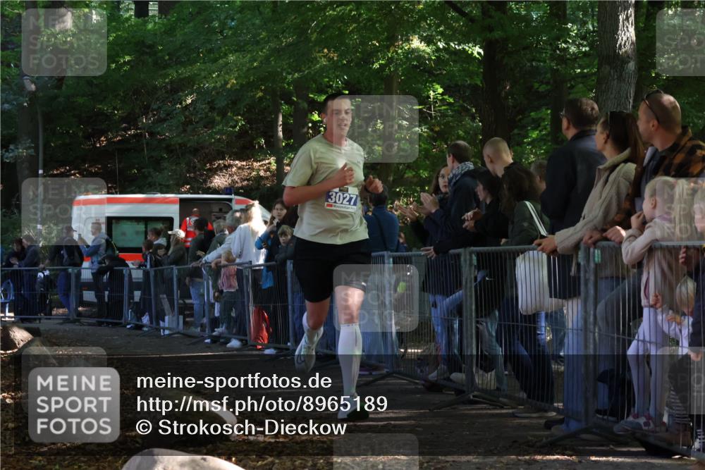 28.09.2025 - 33. Volkslauf durch das schöne Alstertal Strokosch-Dieckow http://msf.ph/oto/8965189 28.09.2025 11:19:43 Ziel 3027, 3375 meine-sportfotos.de