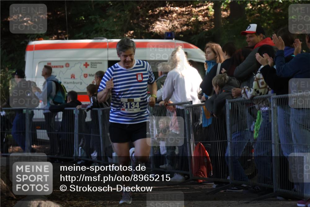 28.09.2025 - 33. Volkslauf durch das schöne Alstertal Strokosch-Dieckow http://msf.ph/oto/8965215 28.09.2025 11:20:02 Ziel 3134 meine-sportfotos.de