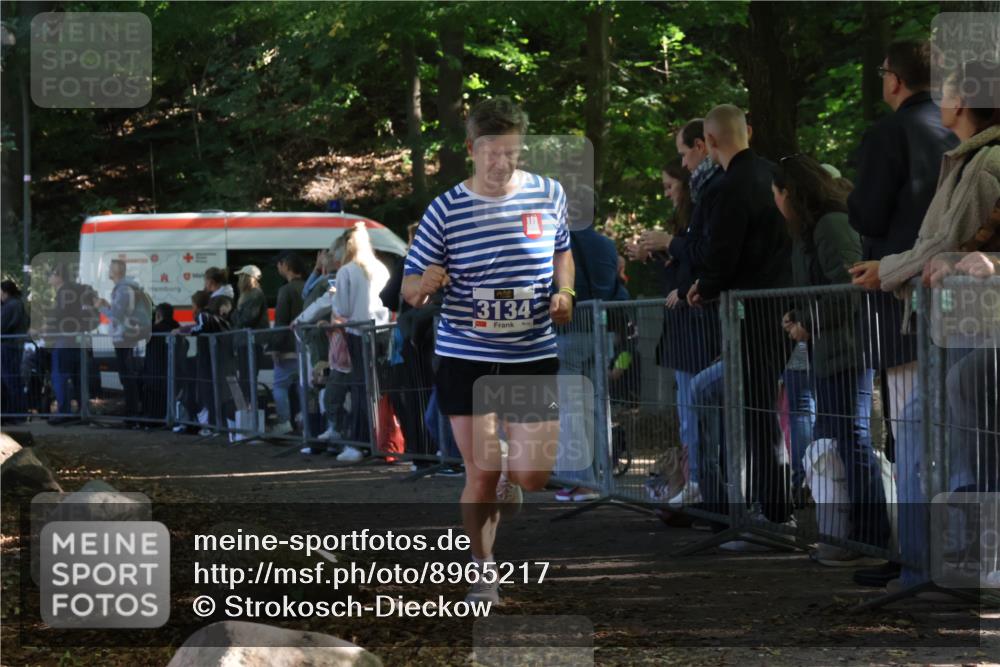 28.09.2025 - 33. Volkslauf durch das schöne Alstertal Strokosch-Dieckow http://msf.ph/oto/8965217 28.09.2025 11:20:04 Ziel 3134 meine-sportfotos.de