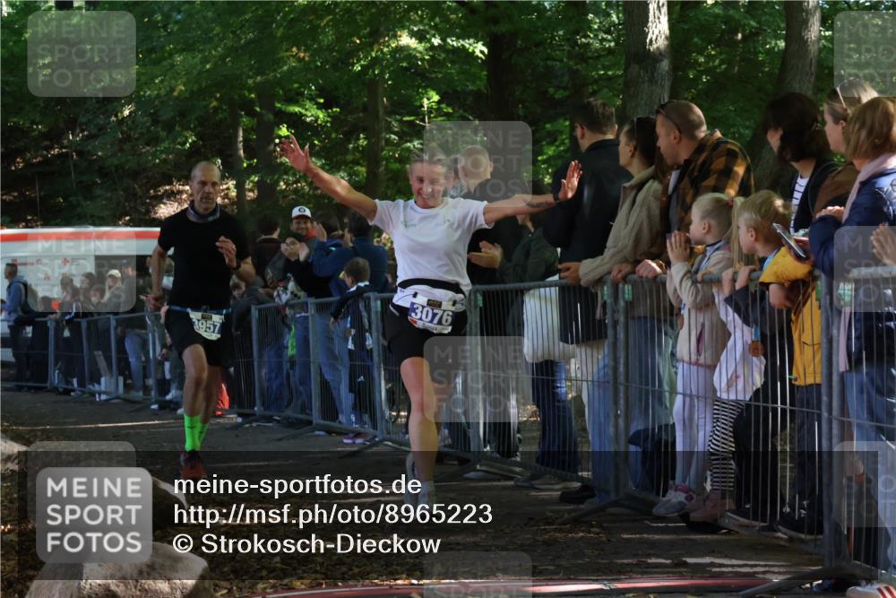28.09.2025 - 33. Volkslauf durch das schöne Alstertal Strokosch-Dieckow http://msf.ph/oto/8965223 28.09.2025 11:20:18 Ziel 3076, 3957 meine-sportfotos.de