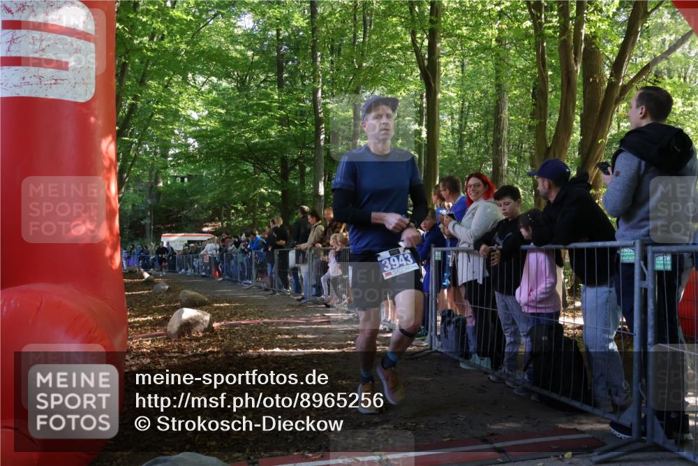 28.09.2025 - 33. Volkslauf durch das schöne Alstertal Strokosch-Dieckow http://msf.ph/oto/8965256 28.09.2025 11:21:21 Ziel 3178, 3943 meine-sportfotos.de