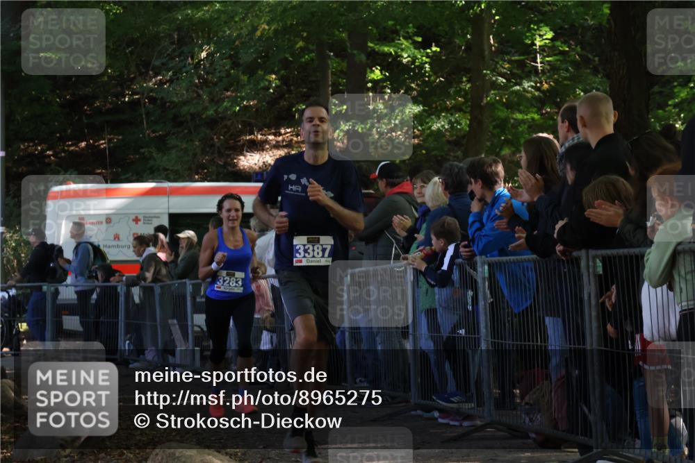 28.09.2025 - 33. Volkslauf durch das schöne Alstertal Strokosch-Dieckow http://msf.ph/oto/8965275 28.09.2025 11:21:39 Ziel 3283, 3387 meine-sportfotos.de
