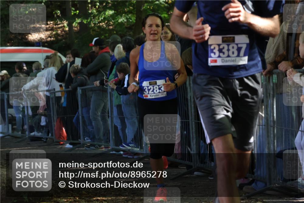 28.09.2025 - 33. Volkslauf durch das schöne Alstertal Strokosch-Dieckow http://msf.ph/oto/8965278 28.09.2025 11:21:41 Ziel 3283, 3387 meine-sportfotos.de