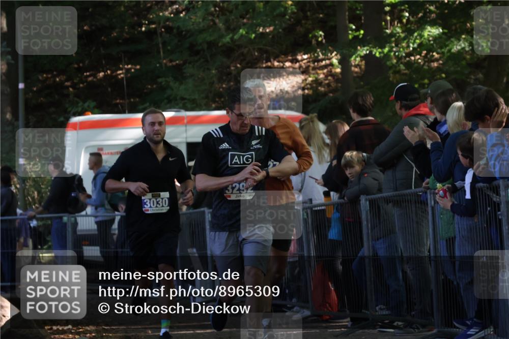 28.09.2025 - 33. Volkslauf durch das schöne Alstertal Strokosch-Dieckow http://msf.ph/oto/8965309 28.09.2025 11:22:15 Ziel 3030, 3176, 3292, 3335, 3927 meine-sportfotos.de