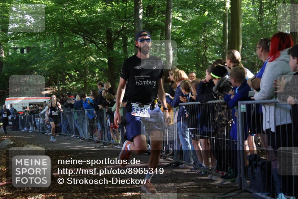 28.09.2025 - 33. Volkslauf durch das schöne Alstertal Strokosch-Dieckow http://msf.ph/oto/8965319 28.09.2025 11:22:24 Ziel 3014, 3169, 3295, 3331, 3335 meine-sportfotos.de