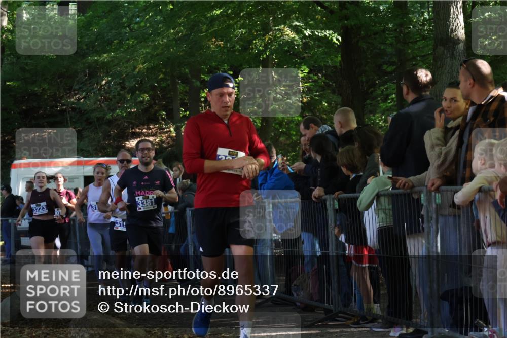28.09.2025 - 33. Volkslauf durch das schöne Alstertal Strokosch-Dieckow http://msf.ph/oto/8965337 28.09.2025 11:22:34 Ziel 3019, 3136, 3190, 3223, 3316, 3381 meine-sportfotos.de